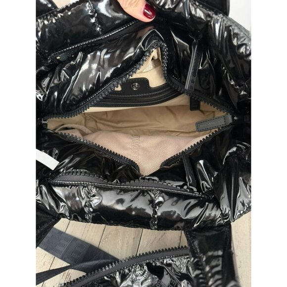 NWT VeeCollective Small Porter Water Resistant Quilted Recycled Nylon Tote - Picture 15 of 15